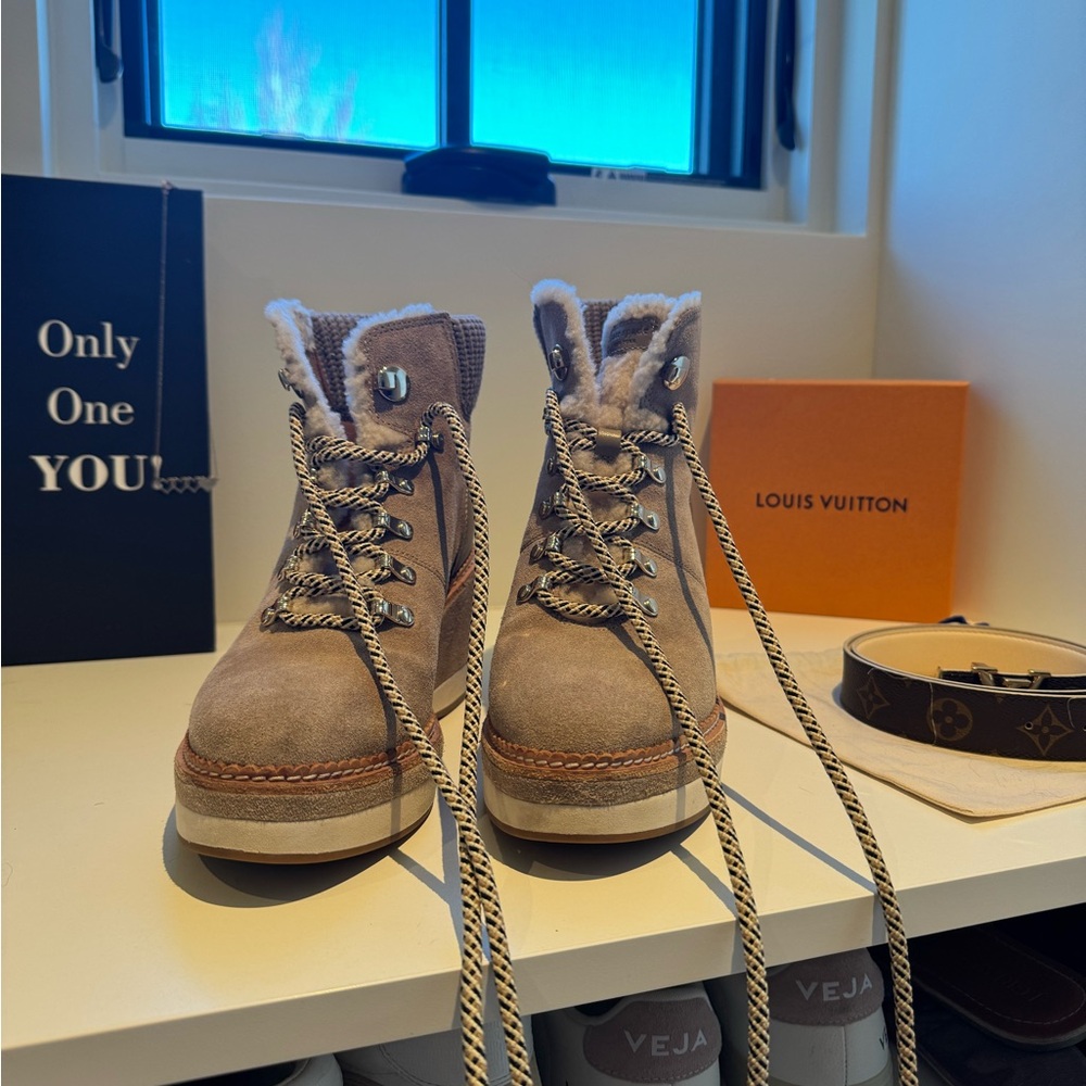 Kate spade suede ankle boots - Picture 2 of 14